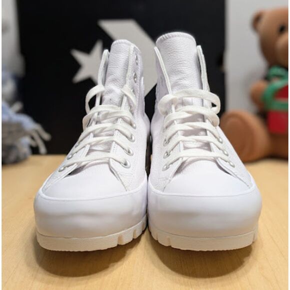 Converse Chuck Taylor All Star Lugged White Leather High Top Shoes Womens 11 NIB - Picture 6 of 15